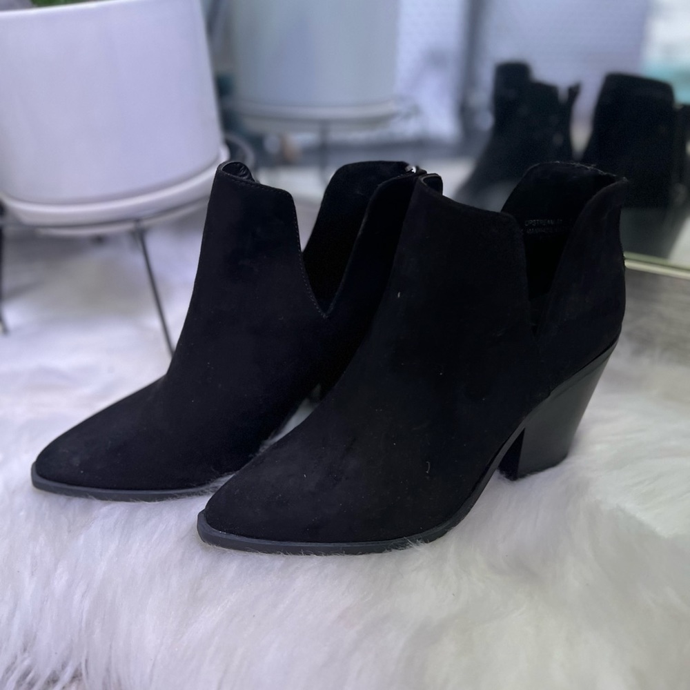 ❌SOLD❌  New Black Booties